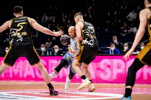 事件回顾 事件回顾