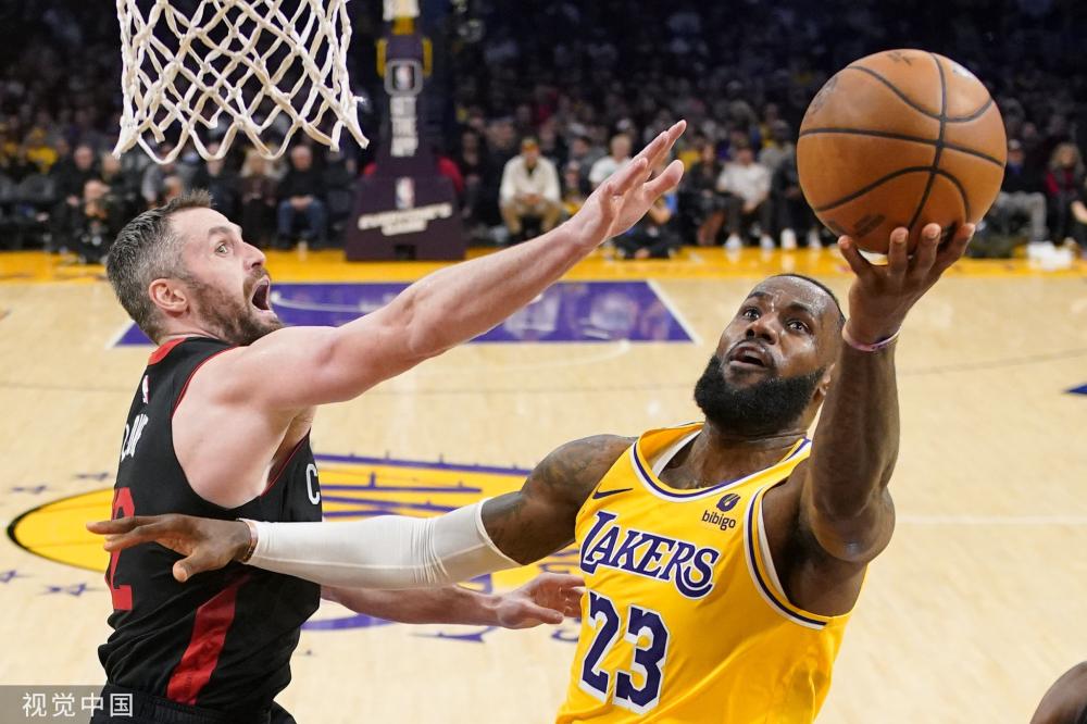 让他在对抗 让他在对抗