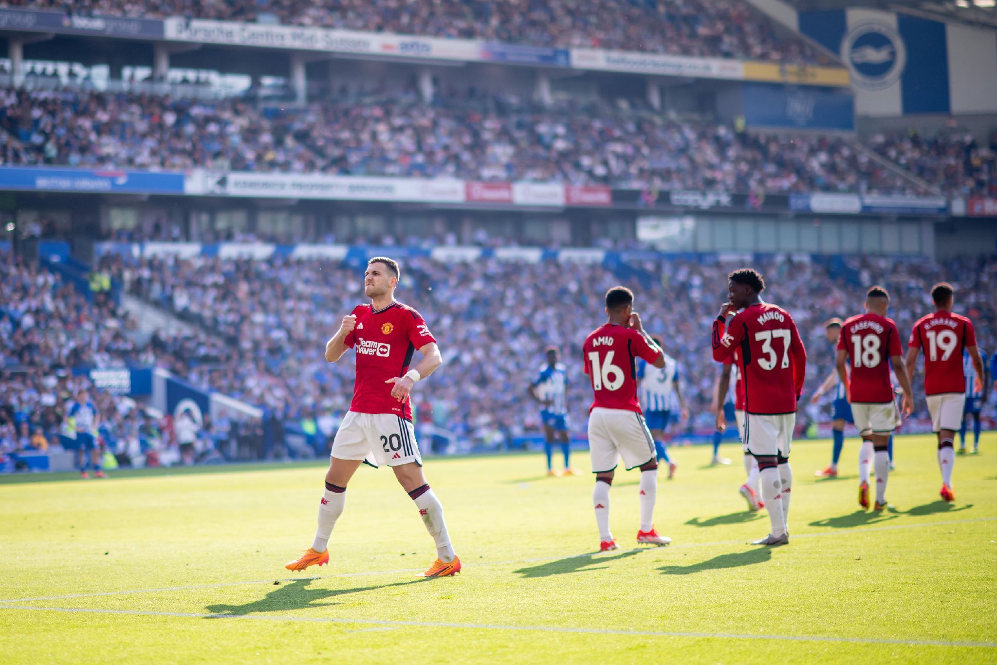 德转五大联赛球员身价上涨TOP10，亚马尔登顶，巴萨3人上榜